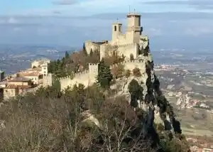 Noleggio auto lungo termine San Marino